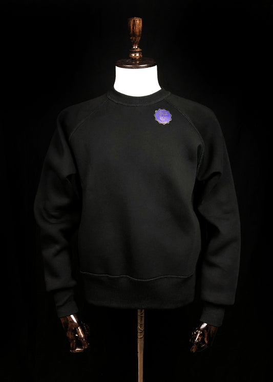 Basic Raglan Sweatshirt. Black
