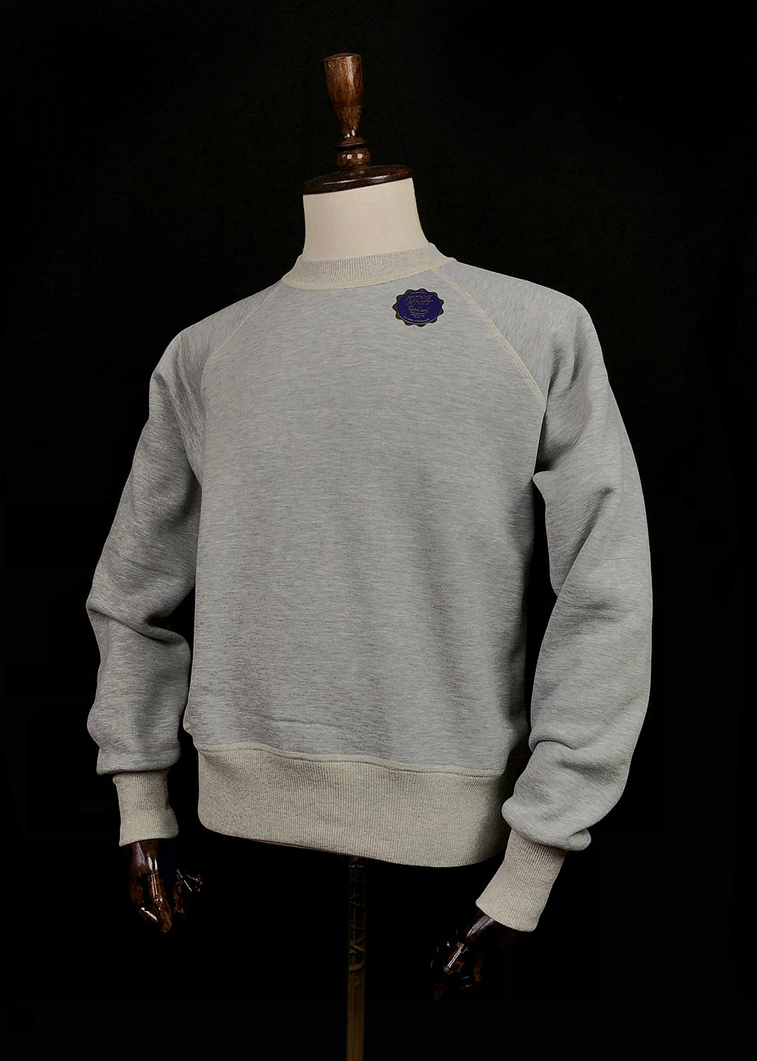 Basic Raglan Sweatshirt. Melange Grey